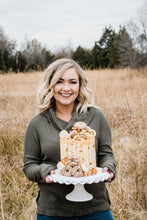 Load image into Gallery viewer, Thanksgiving Special: Amanda&#39;s Birthday Cake